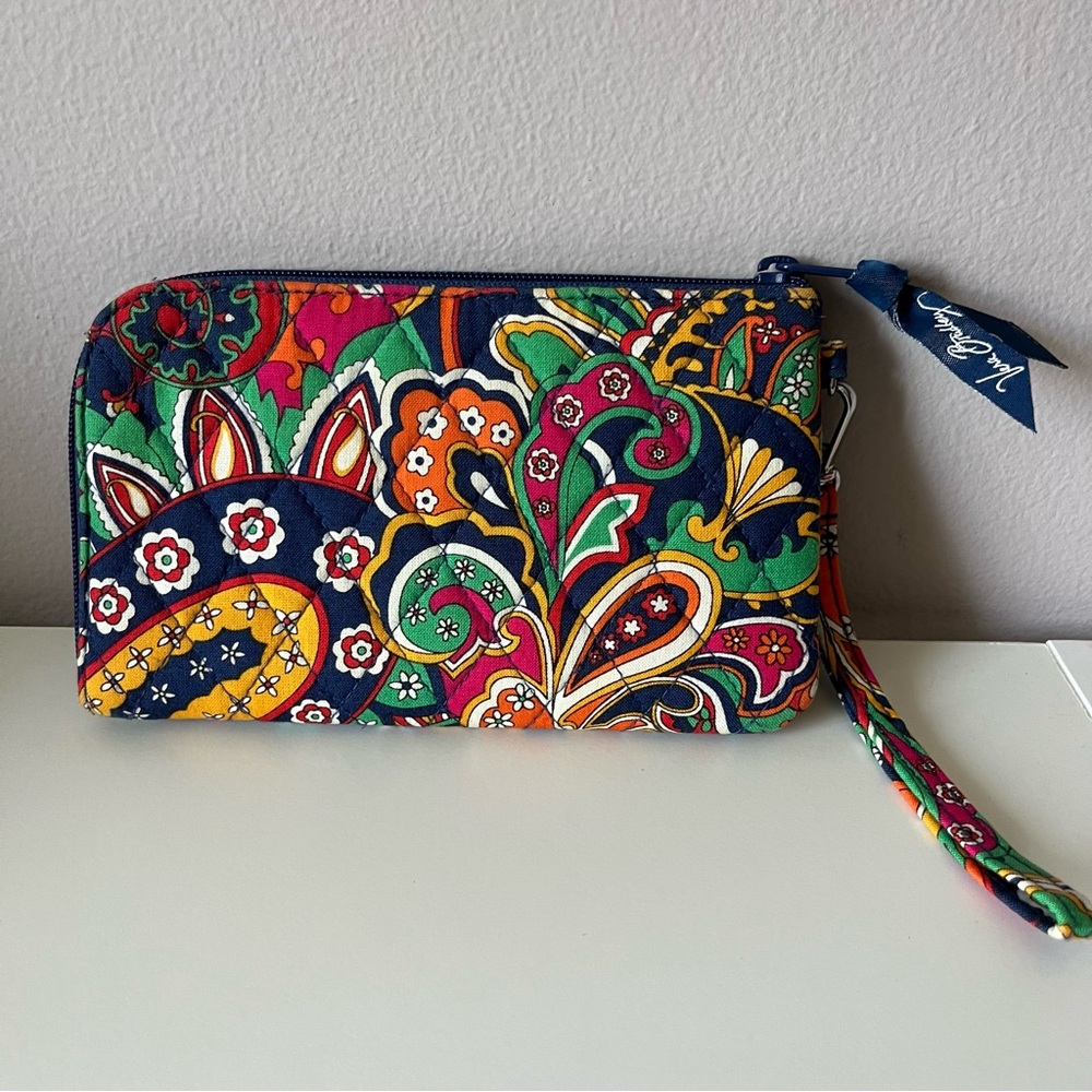 Vera Bradley Venetian Paisley Wristlet NWOT Blue Multi Color Floral Zip Pockets - Picture 2 of 11